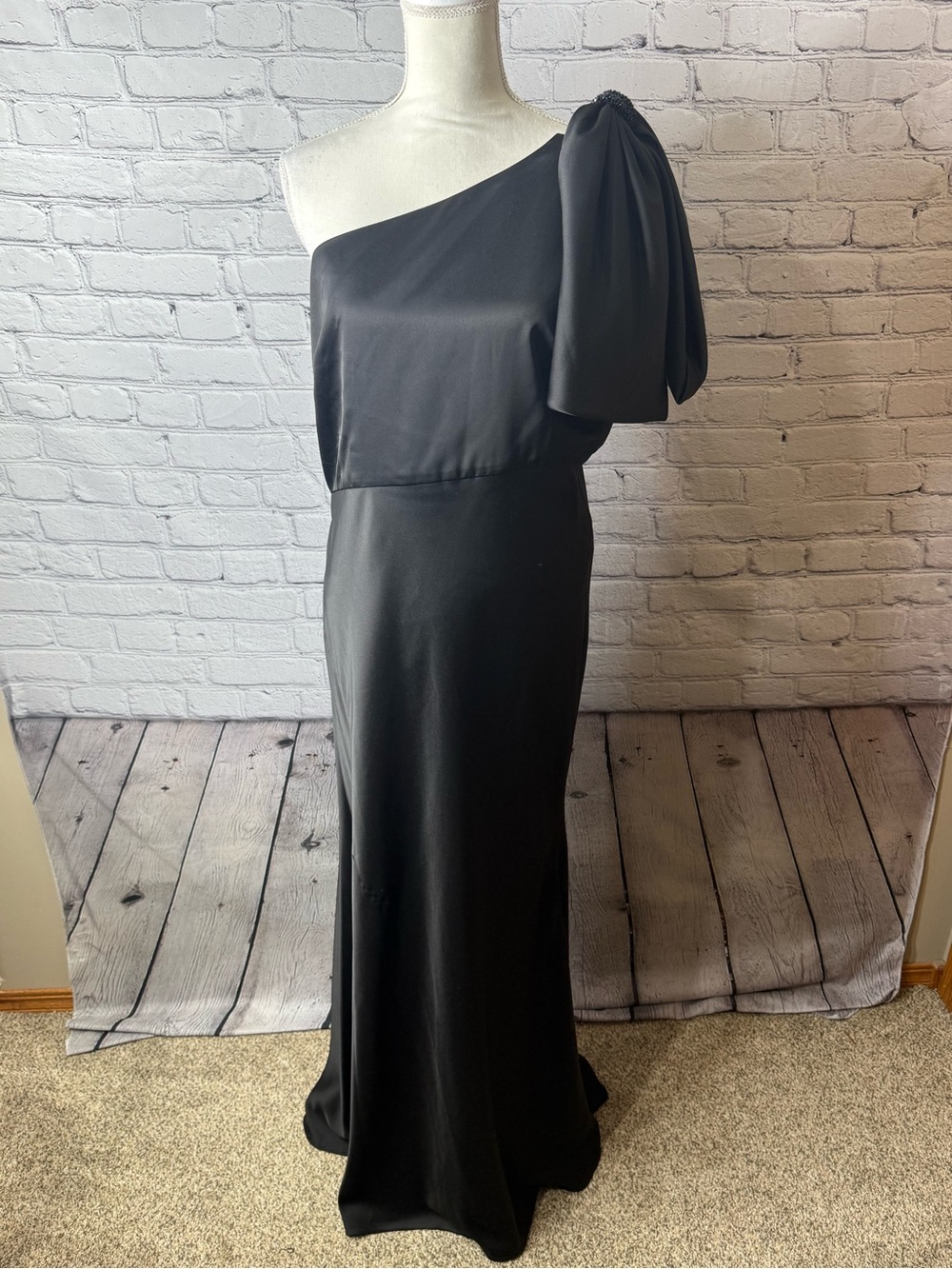 Sachin & Babi black satin Aubrey gown size 12